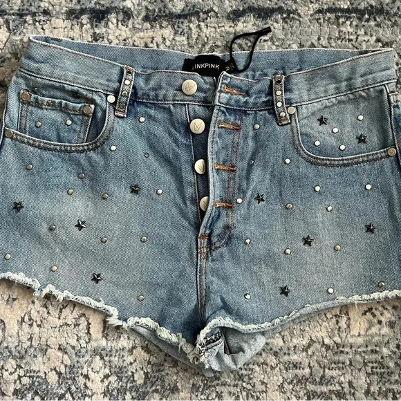 MINKPINK Shorts - Picture 2 of 7